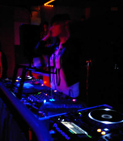 ＤＪ